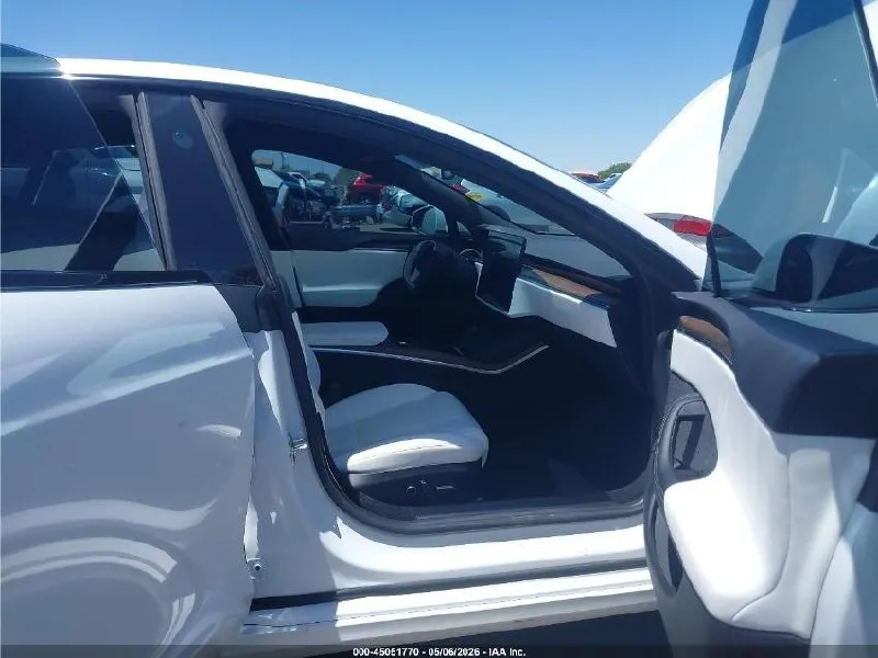 TESLA MODEL S DUAL MOTOR 2022