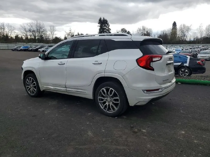 GMC TERRAIN DENALI 2023