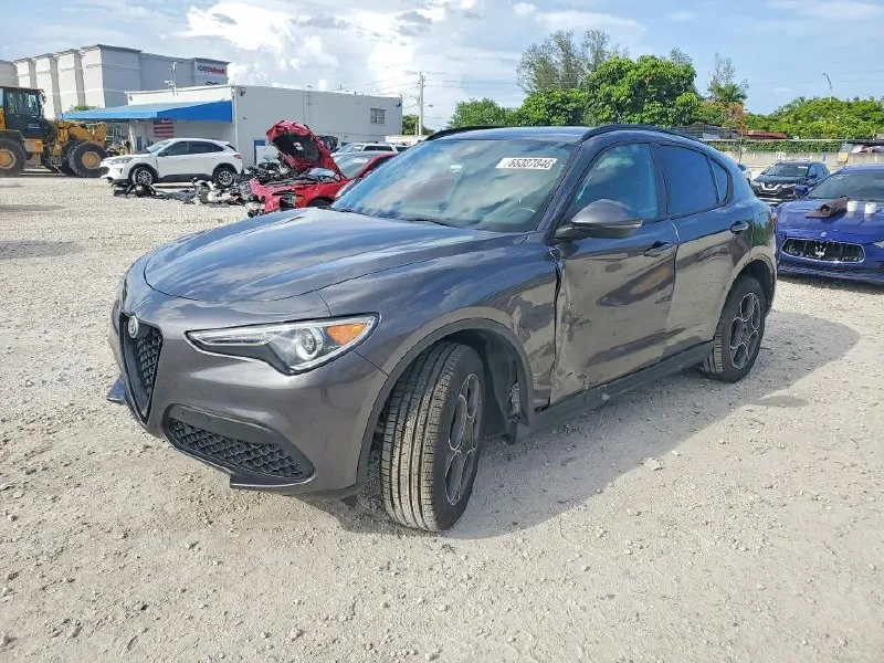 ALFA ROMEO STELVIO SPRINT 2023