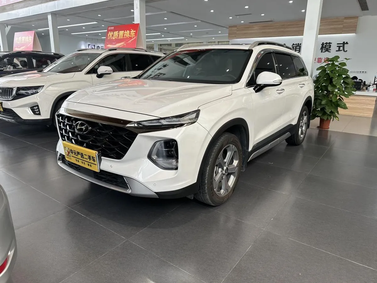 HYUNDAI SANTA FE 2023