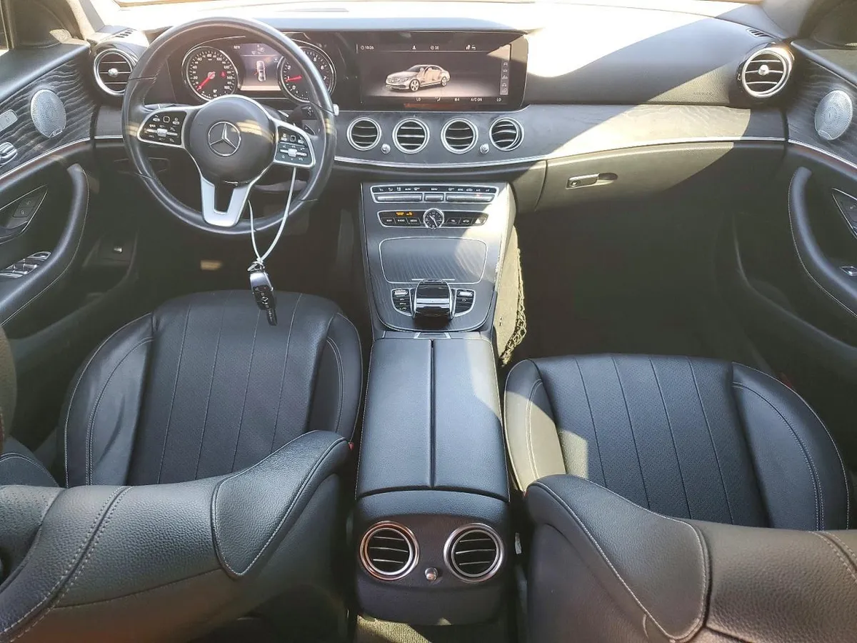 MERCEDES-BENZ E-CLASS E 300 2019