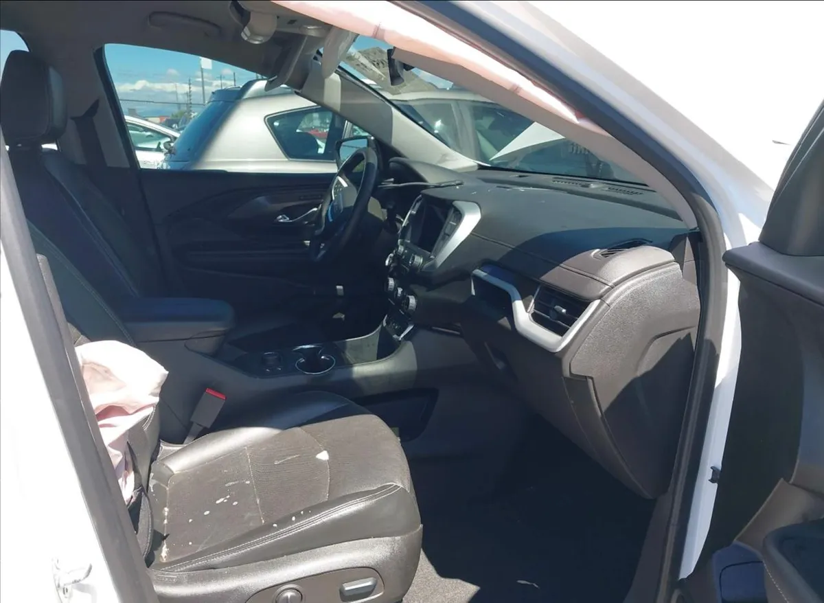 GMC TERRAIN SLT 2023