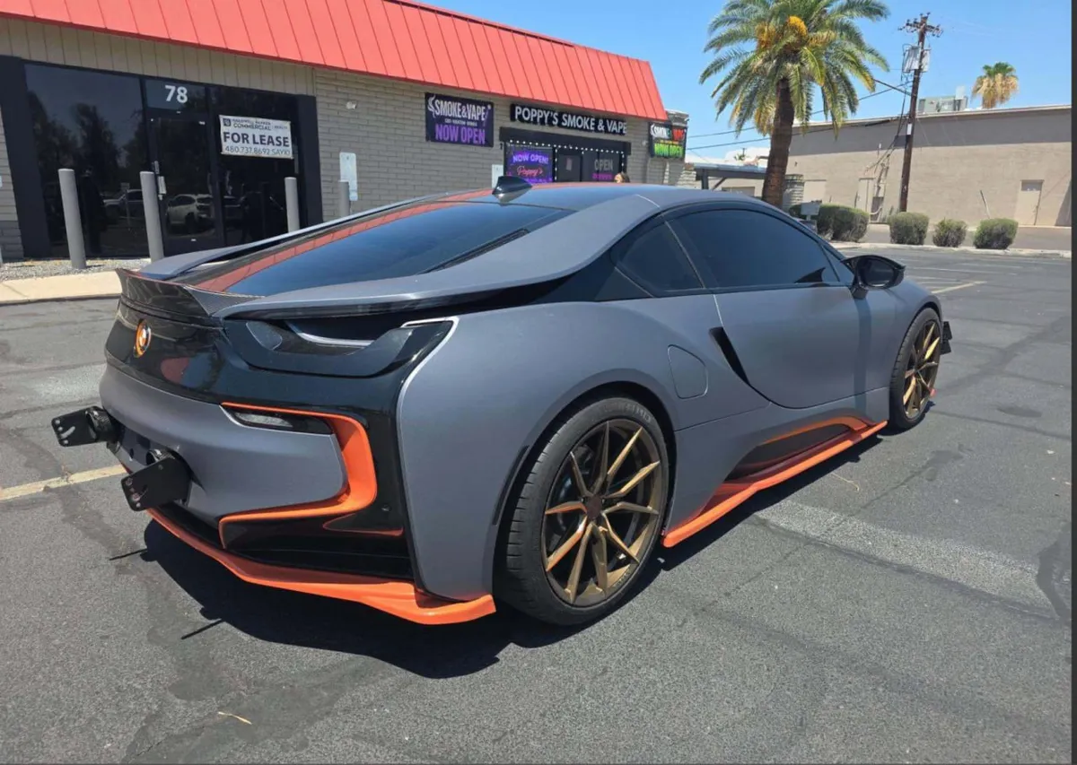 BMW I8 TERA WORLD 2016