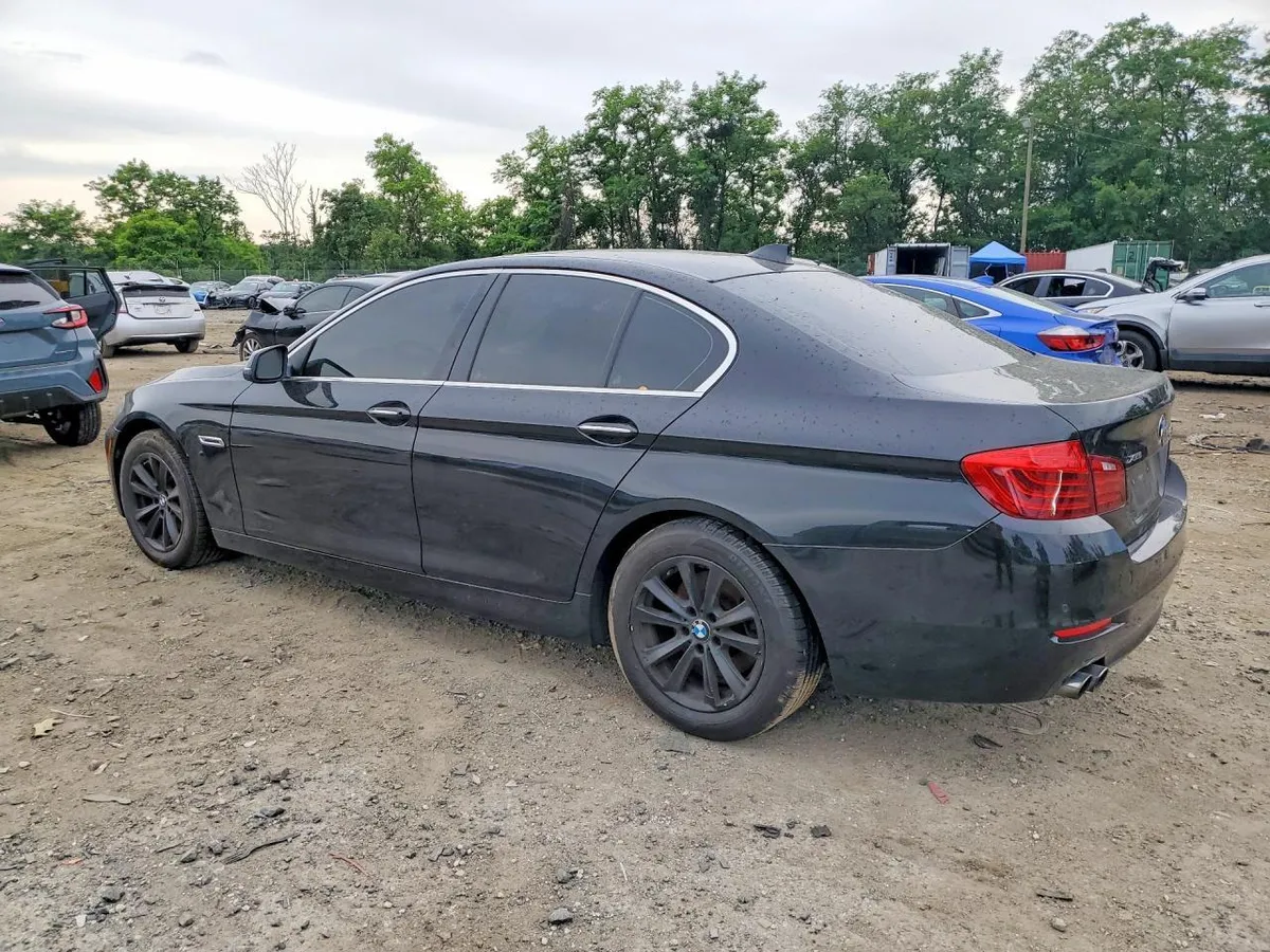 BMW 528 XI 2015