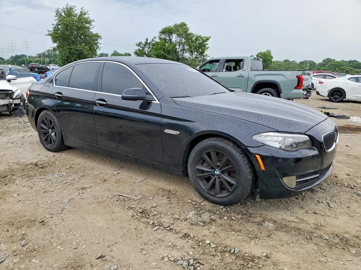 BMW 528 XI 2015
