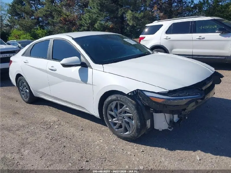 HYUNDAI ELANTRA SEL 2024