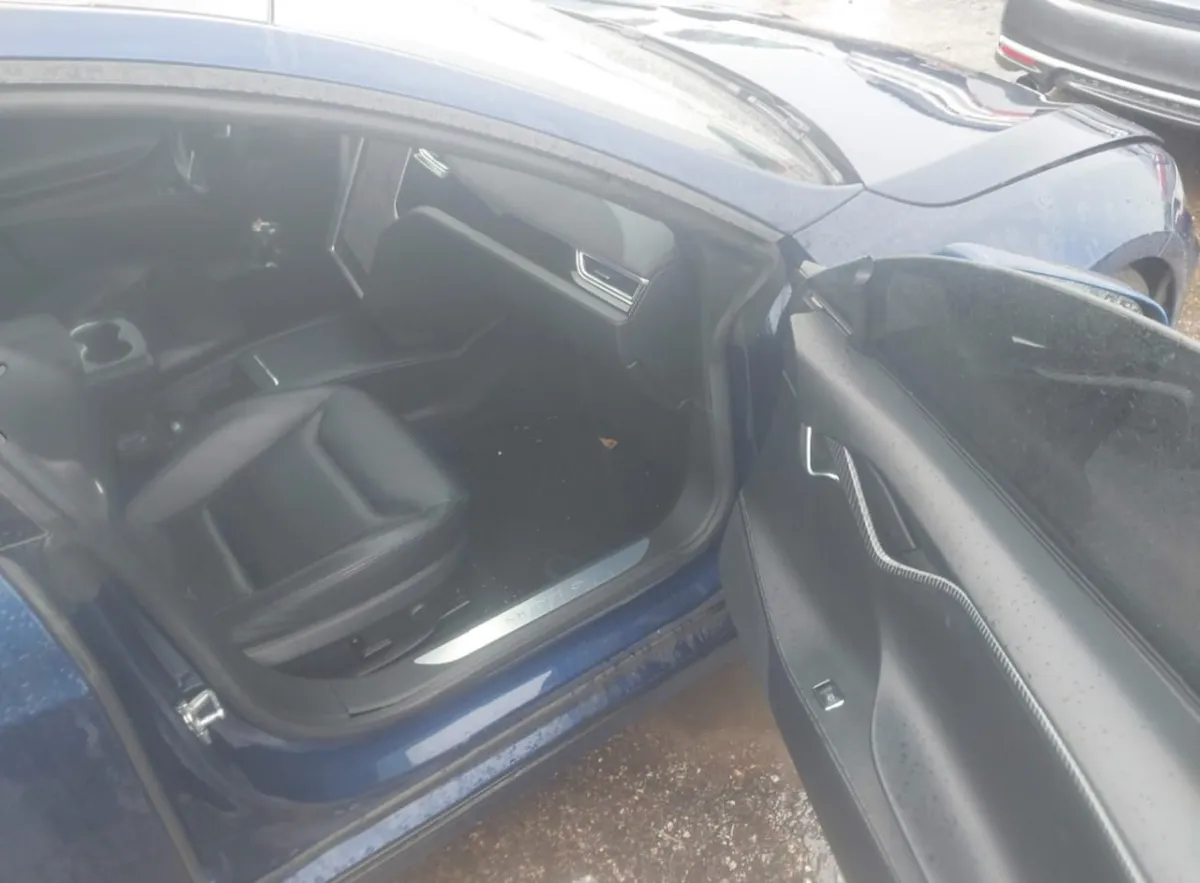 TESLA MODEL S 75 2016