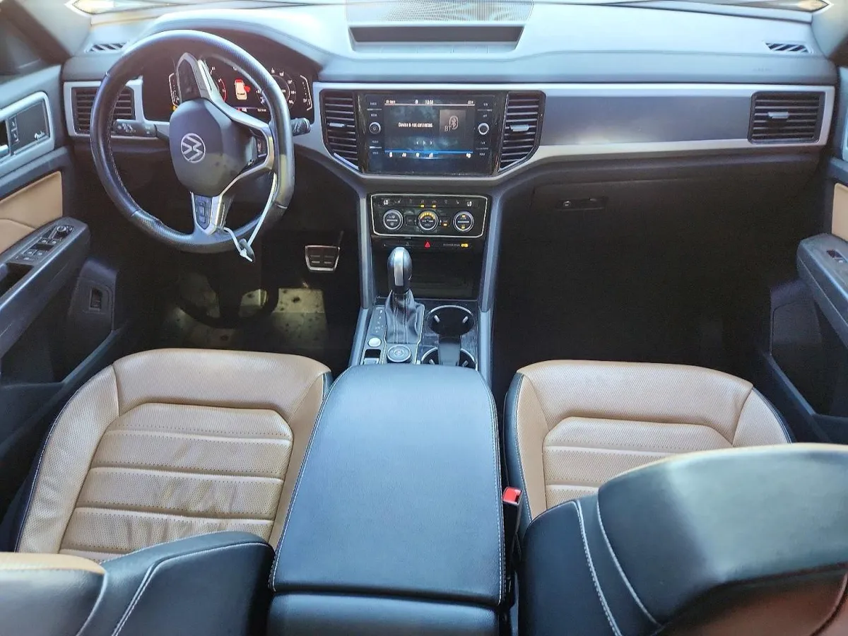 VOLKSWAGEN ATLAS PREMIUM 2022