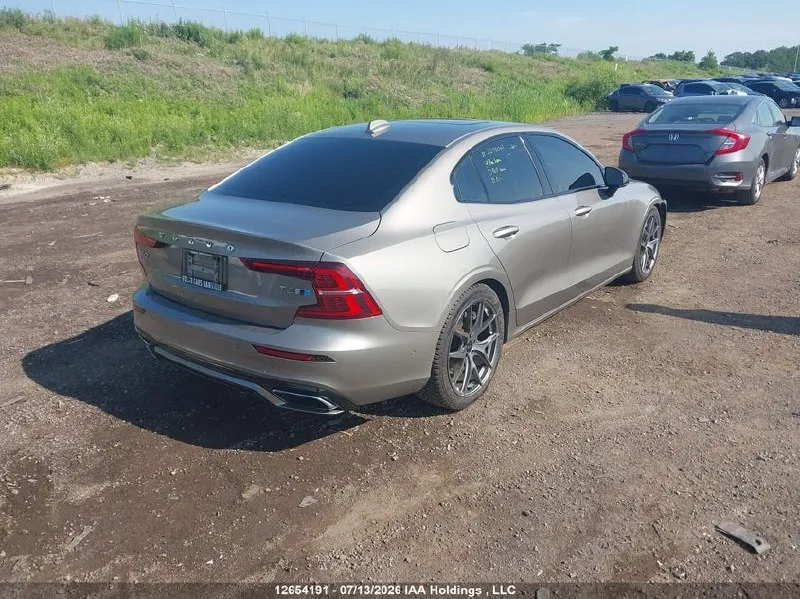 VOLVO S60 T6 R 2019
