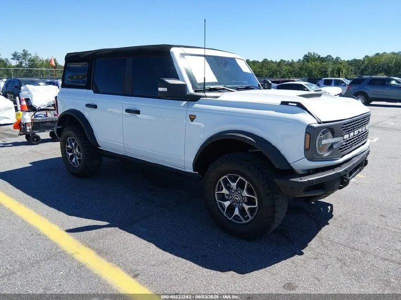 FORD BRONCO BADLANDS 2023