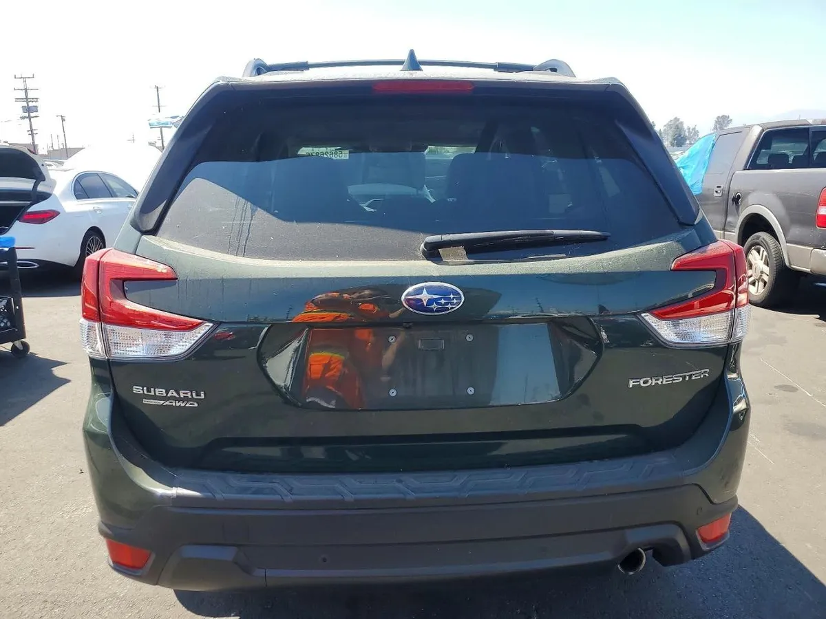 SUBARU FORESTER LIMITED 2022