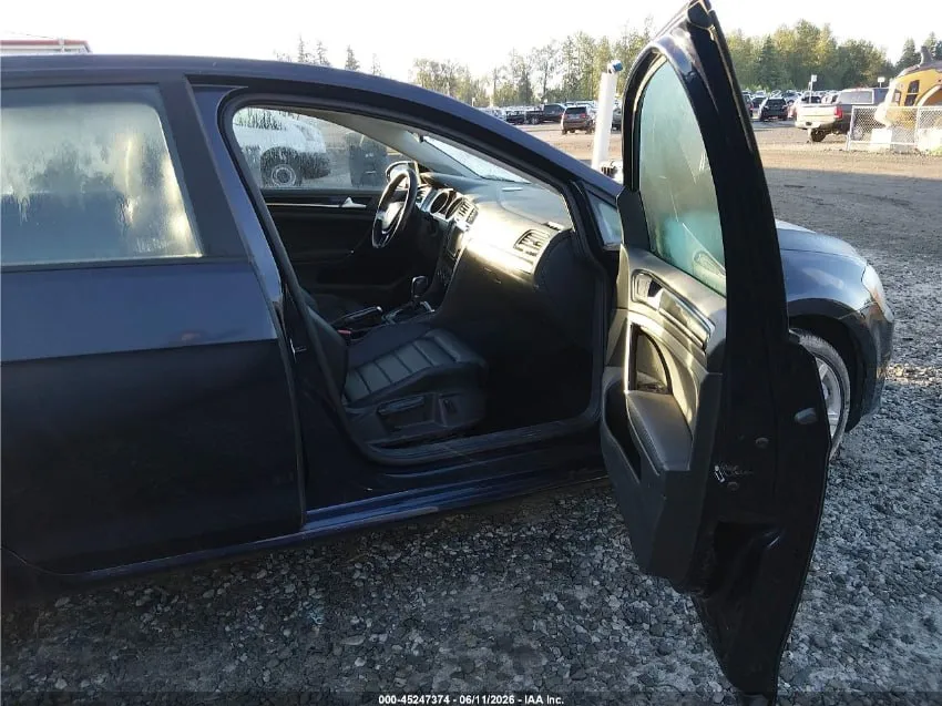 VOLKSWAGEN GOLF TSI 2017