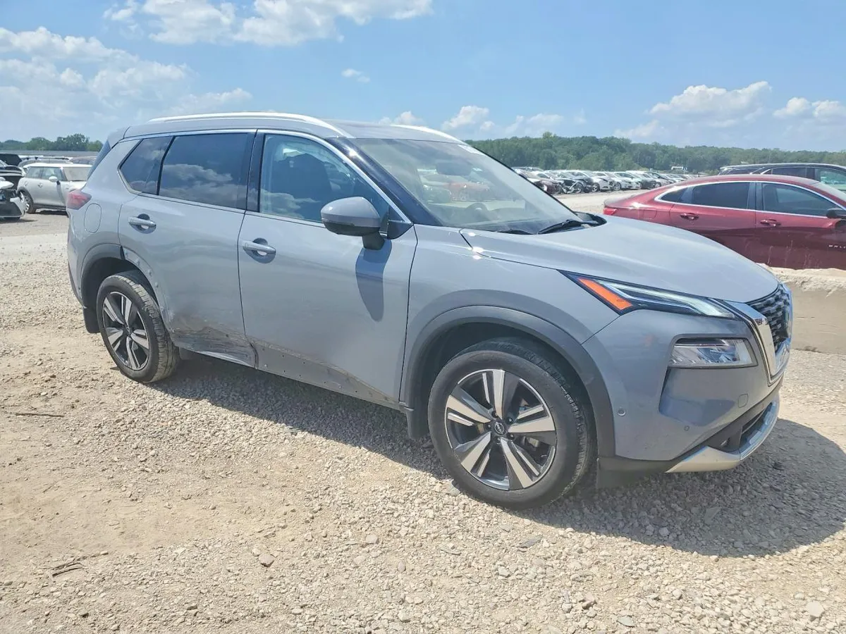 NISSAN ROGUE PLATINUM 1 2022