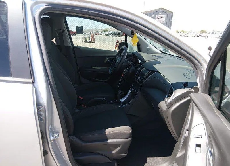 CHEVROLET TRAX LS 2022