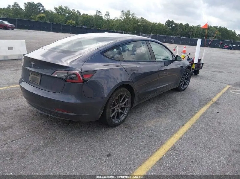 TESLA MODEL 3 REAR-WHEEL DRIVE 2023