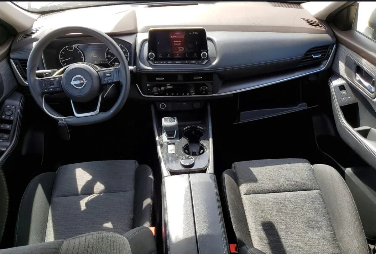 NISSAN ROGUE SV 2023