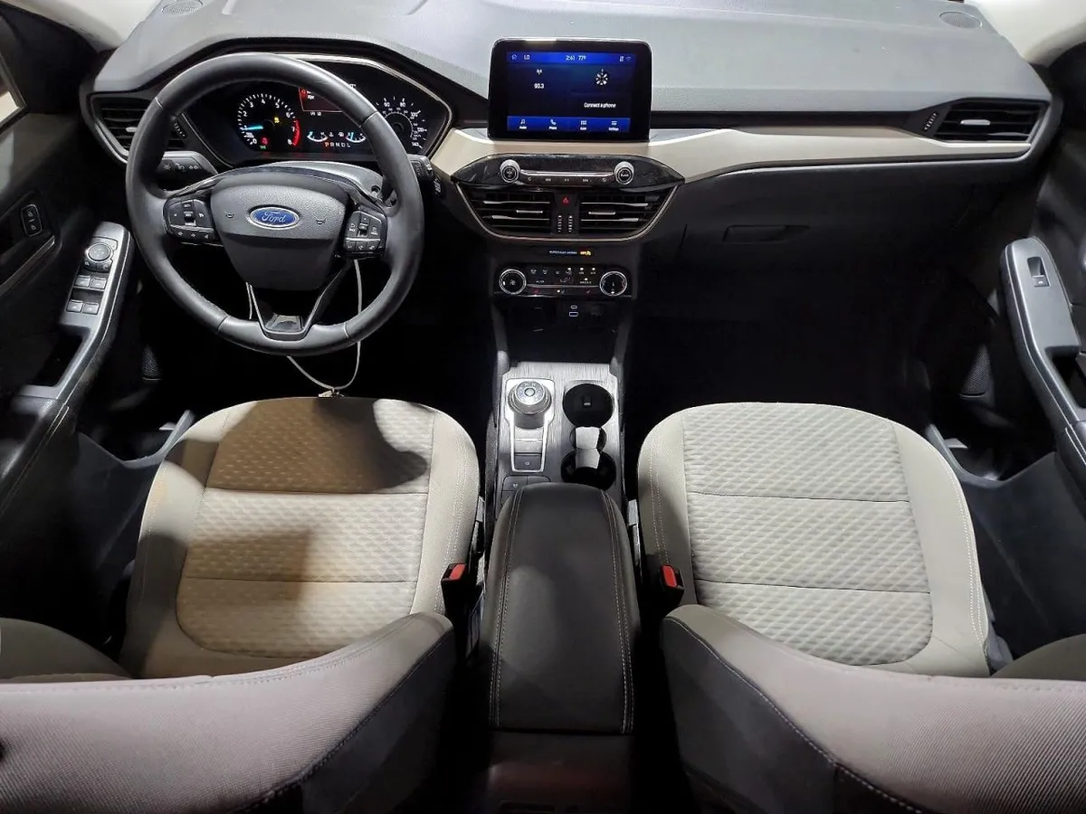 FORD ESCAPE SE 2022