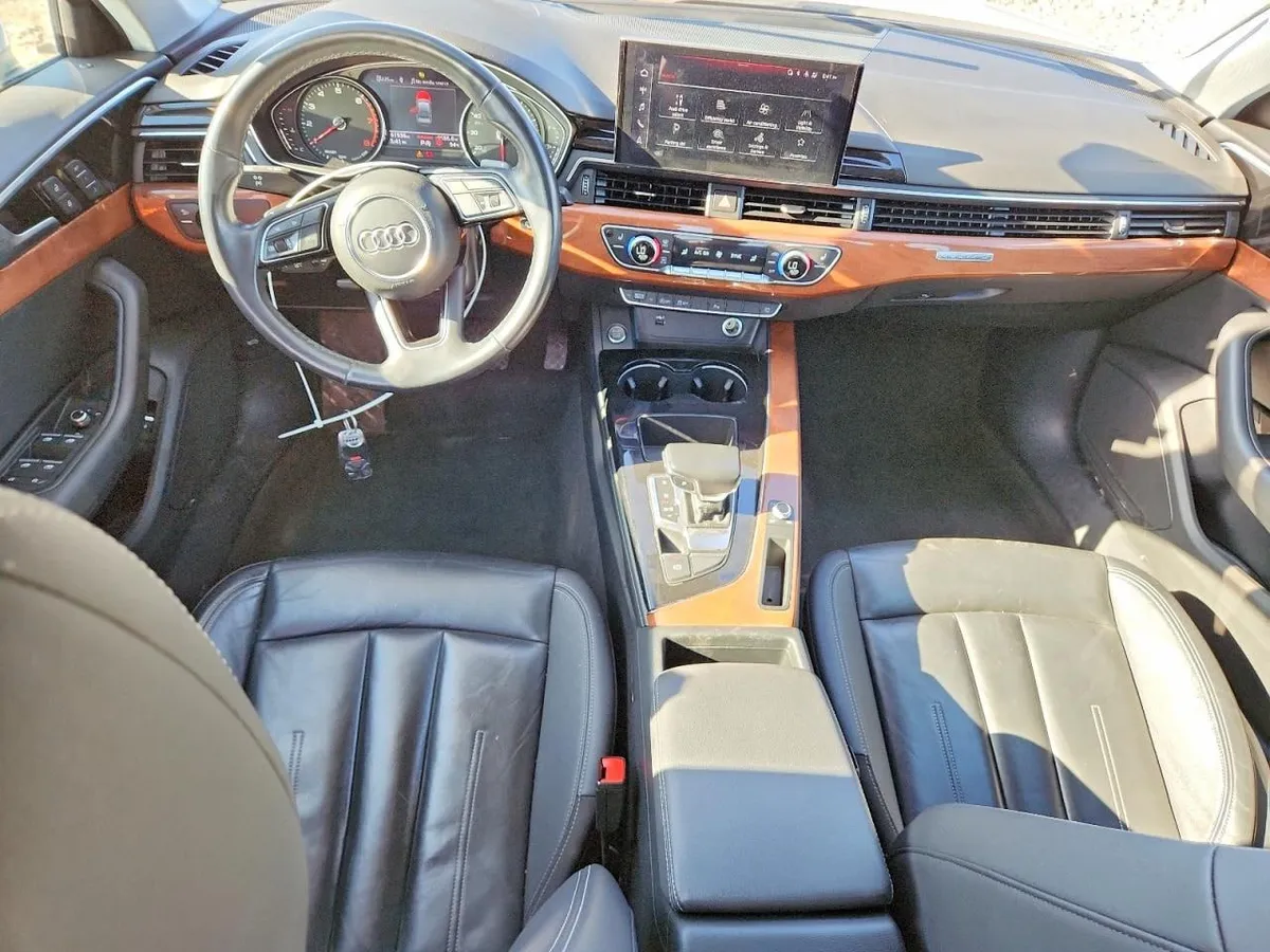AUDI A4 PREMIUM 2023