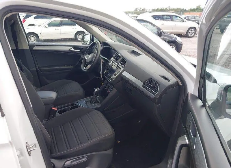 VOLKSWAGEN TIGUAN 2023