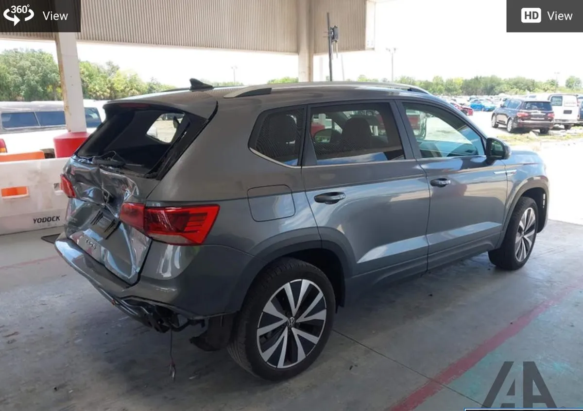 VOLKSWAGEN TAOS SE 2022