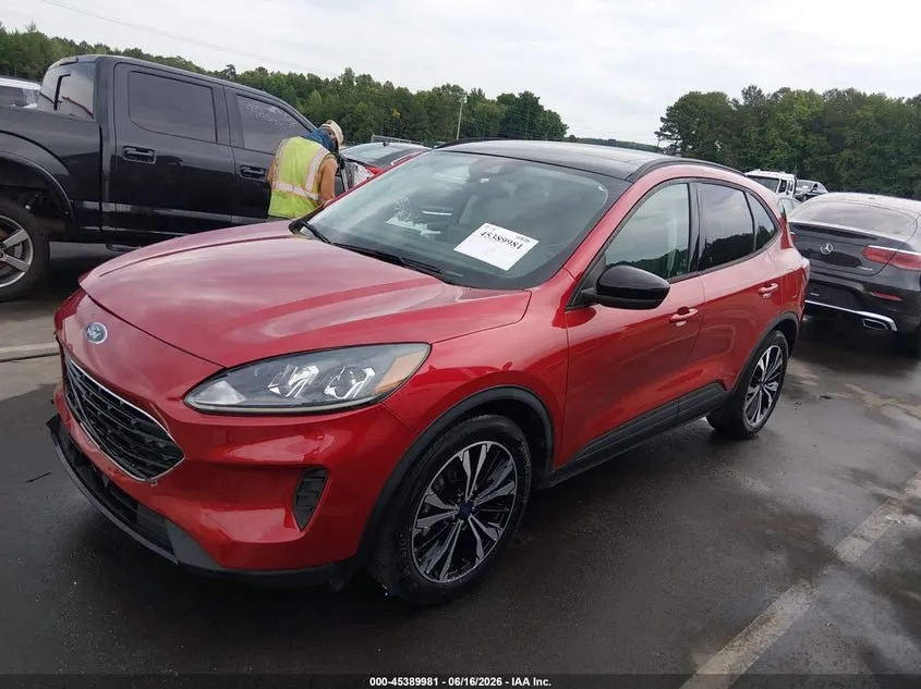 FORD ESCAPE SE 2022