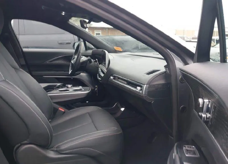 CADILLAC LYRIQ LUXURY 2023