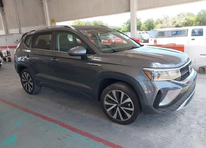 VOLKSWAGEN TAOS SE 2022