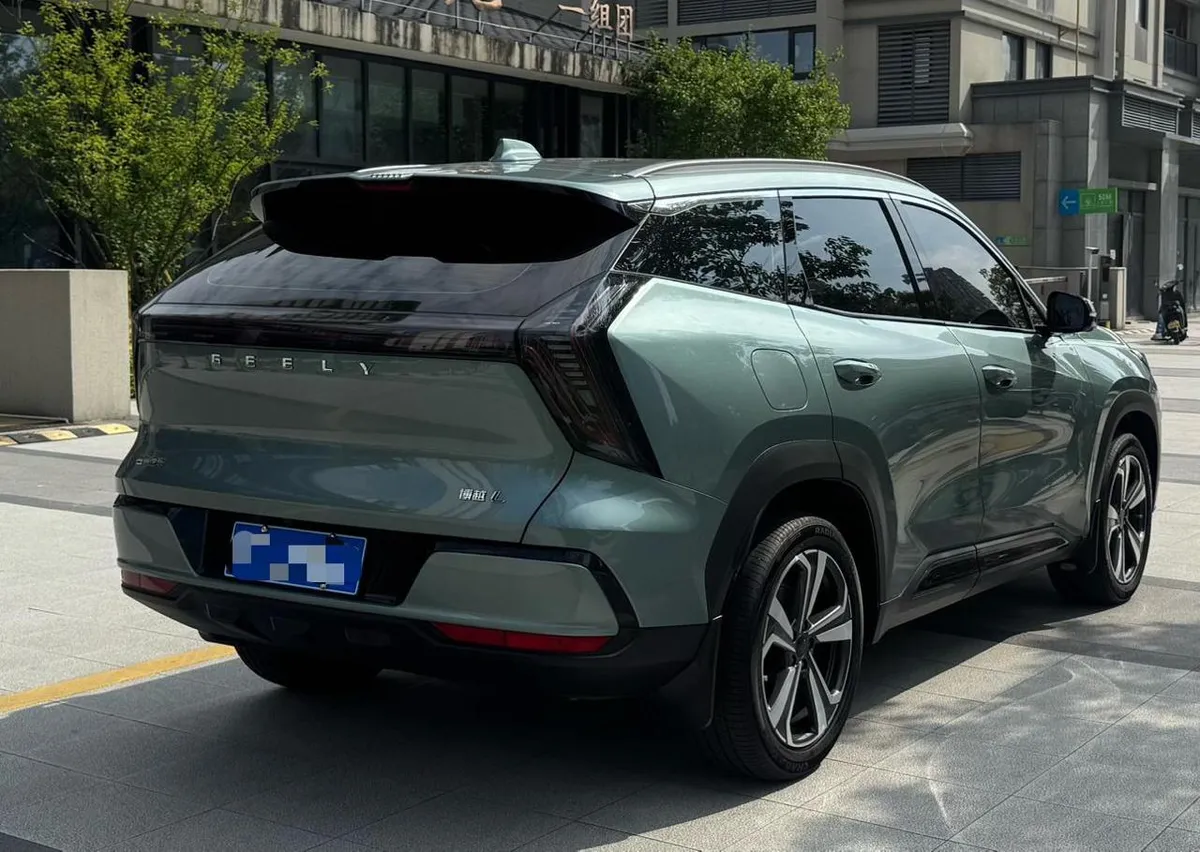 GEELY BOYUE L 2025