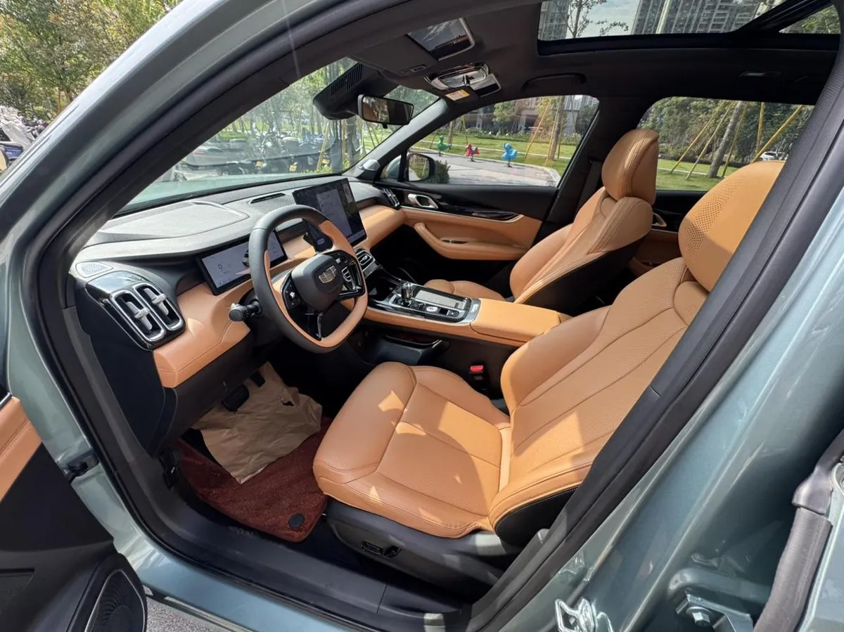 GEELY BOYUE L 2025