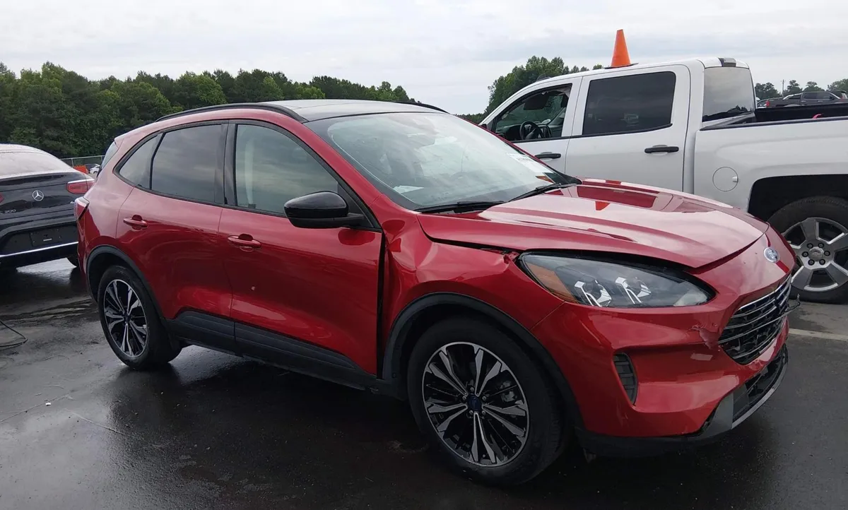 FORD ESCAPE 2022