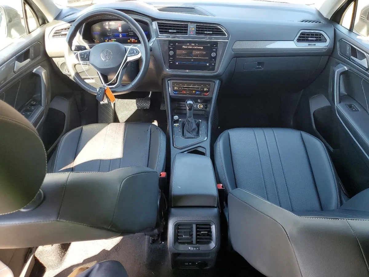 VOLKSWAGEN TIGUAN SE 2023