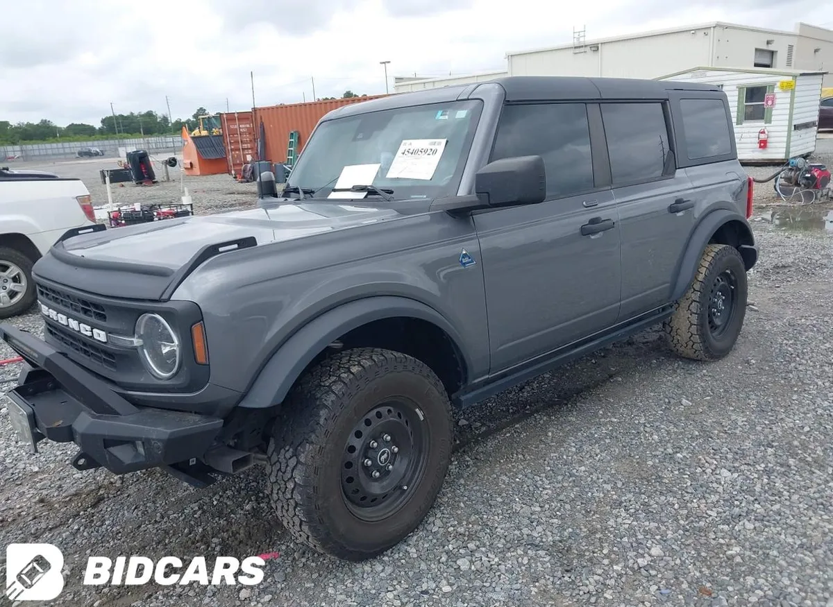 FORD BRONCO BLACK DIAMOND 2023