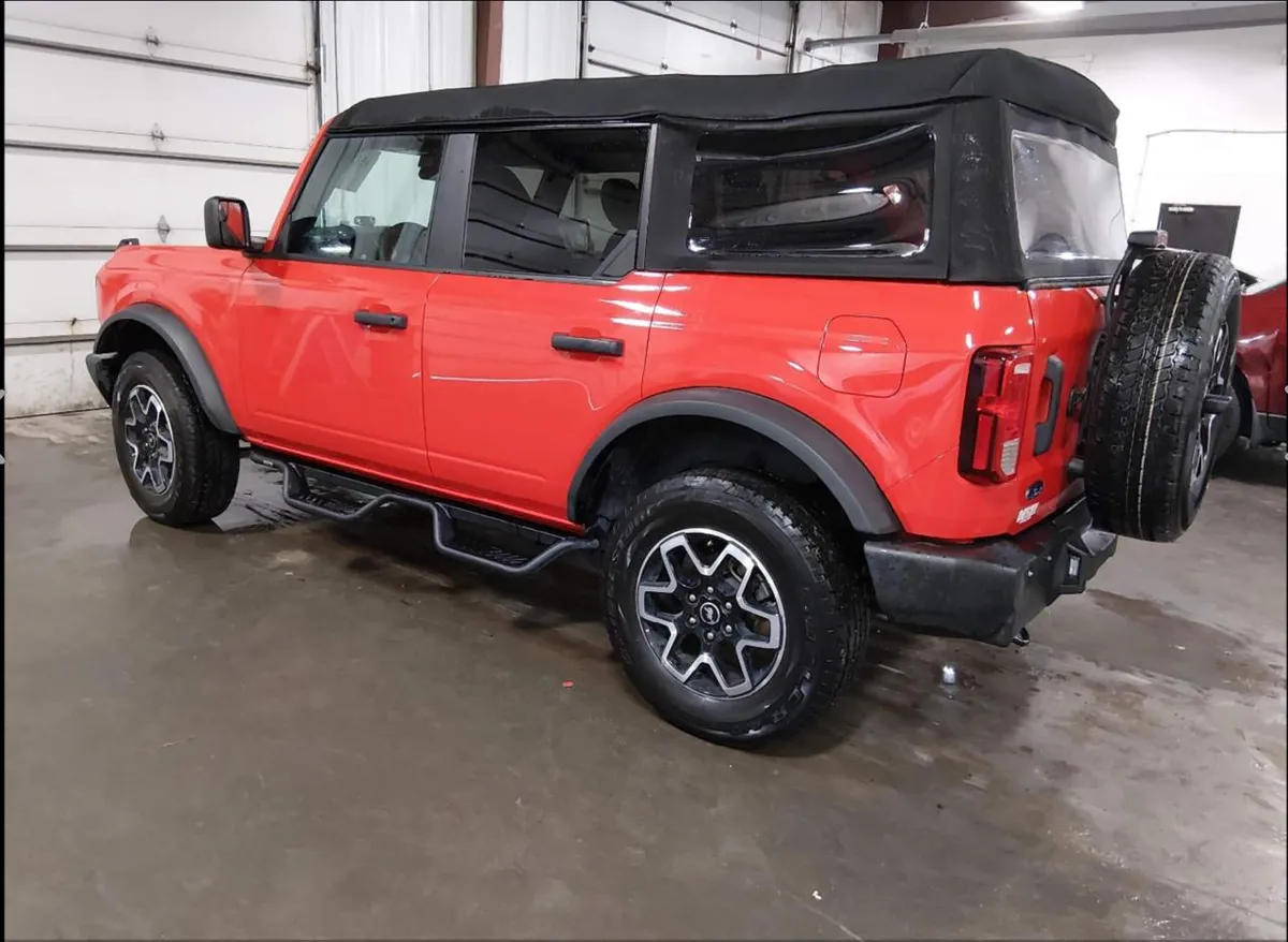 FORD BRONCO 2023