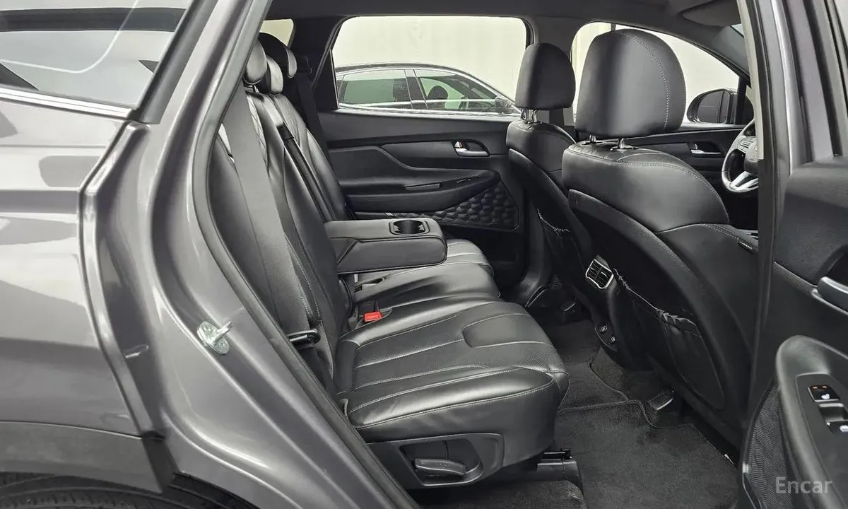 HYUNDAI SANTA-FE 2022