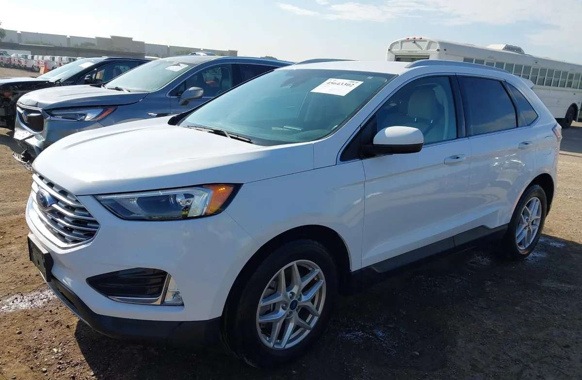 FORD EDGE SEL 2022