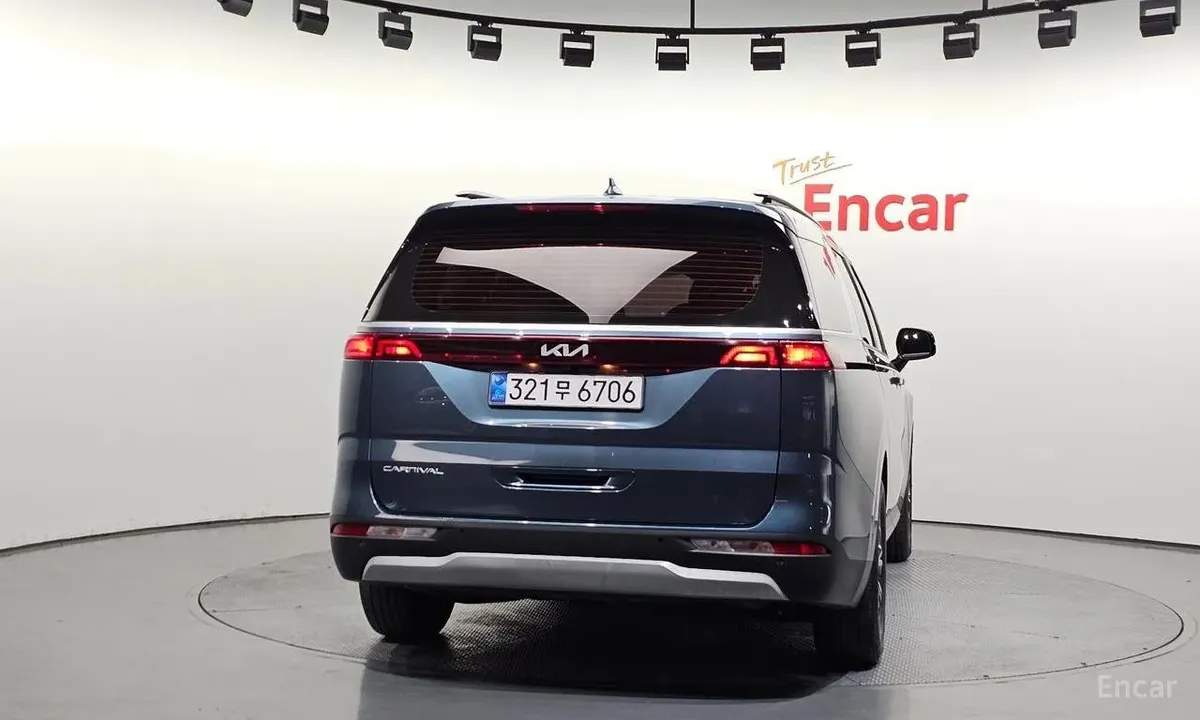 KIA CARNIVAL PRESTIGE 2022