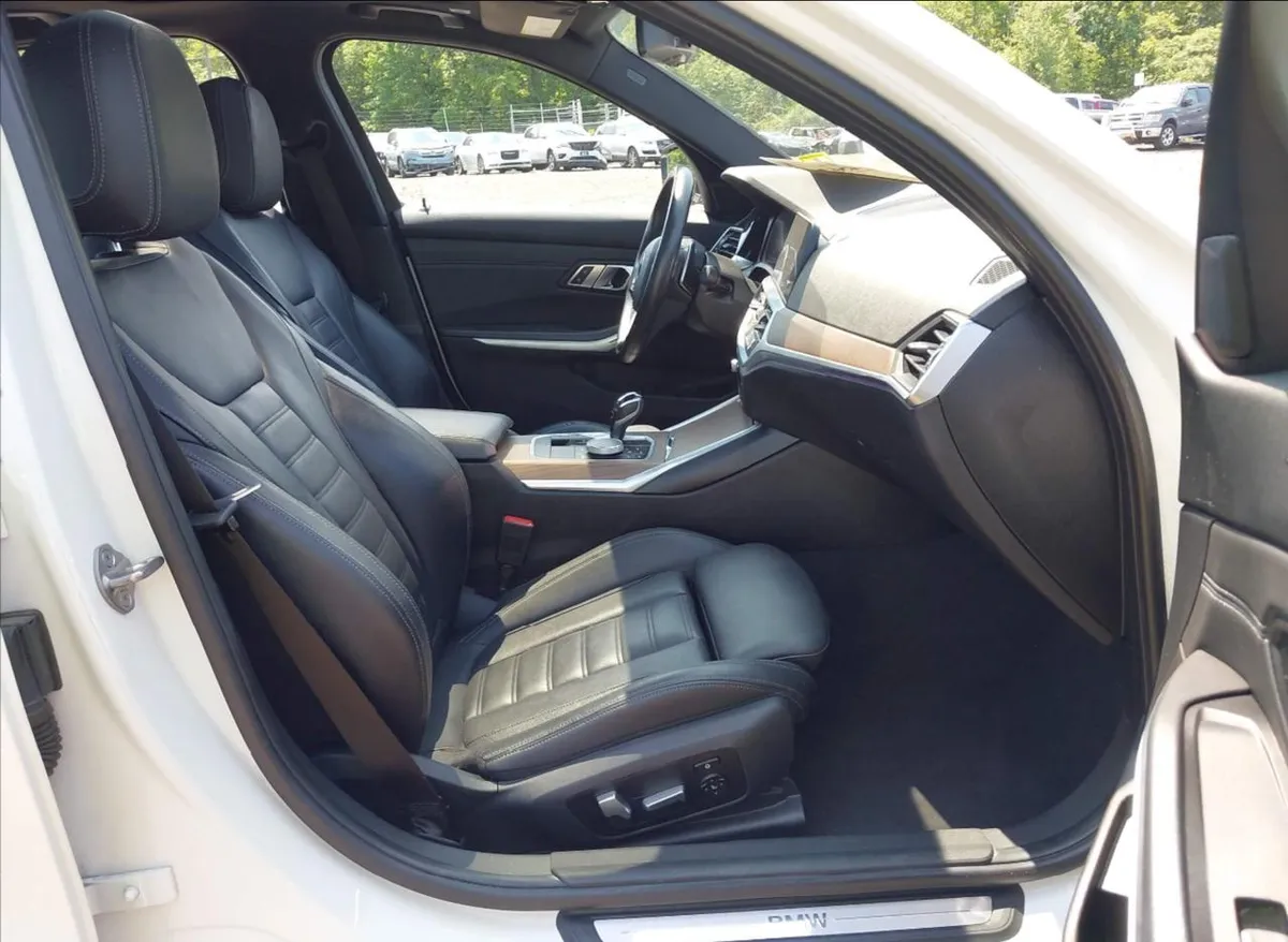 BMW 330I XDRIVE 2 2019