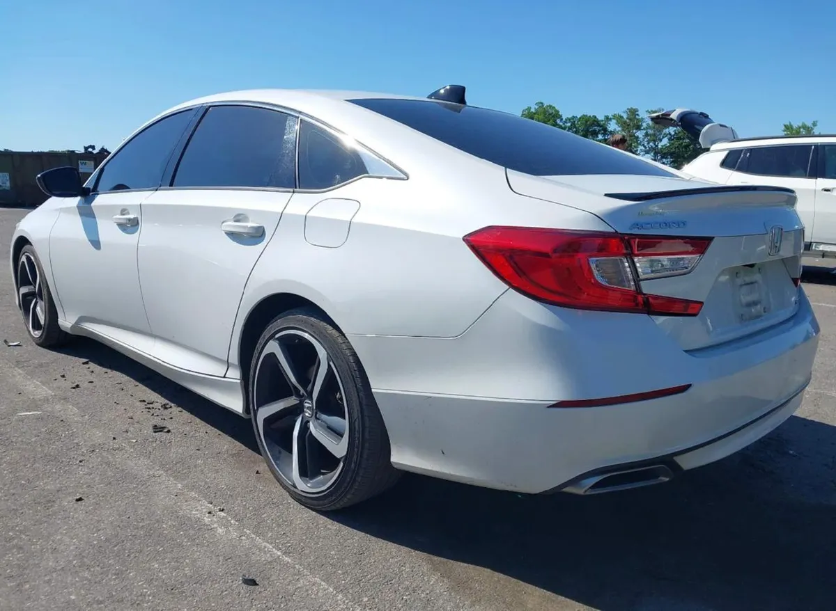 HONDA ACCORD 5 2022