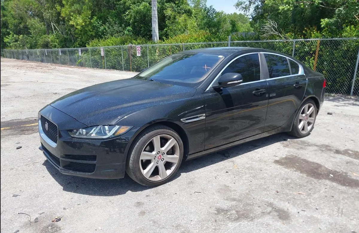 JAGUAR XE 25T PRESTIGE 2017