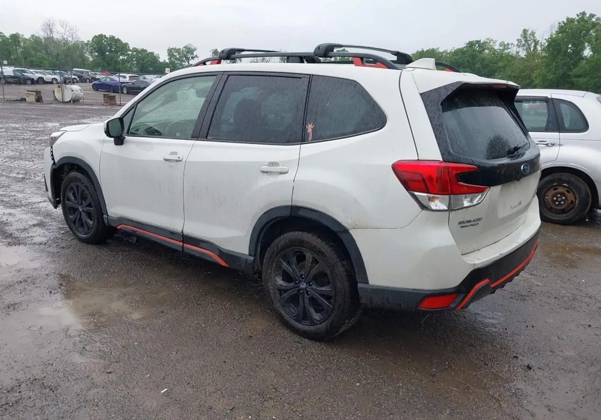 SUBARU FORESTER 5 2023
