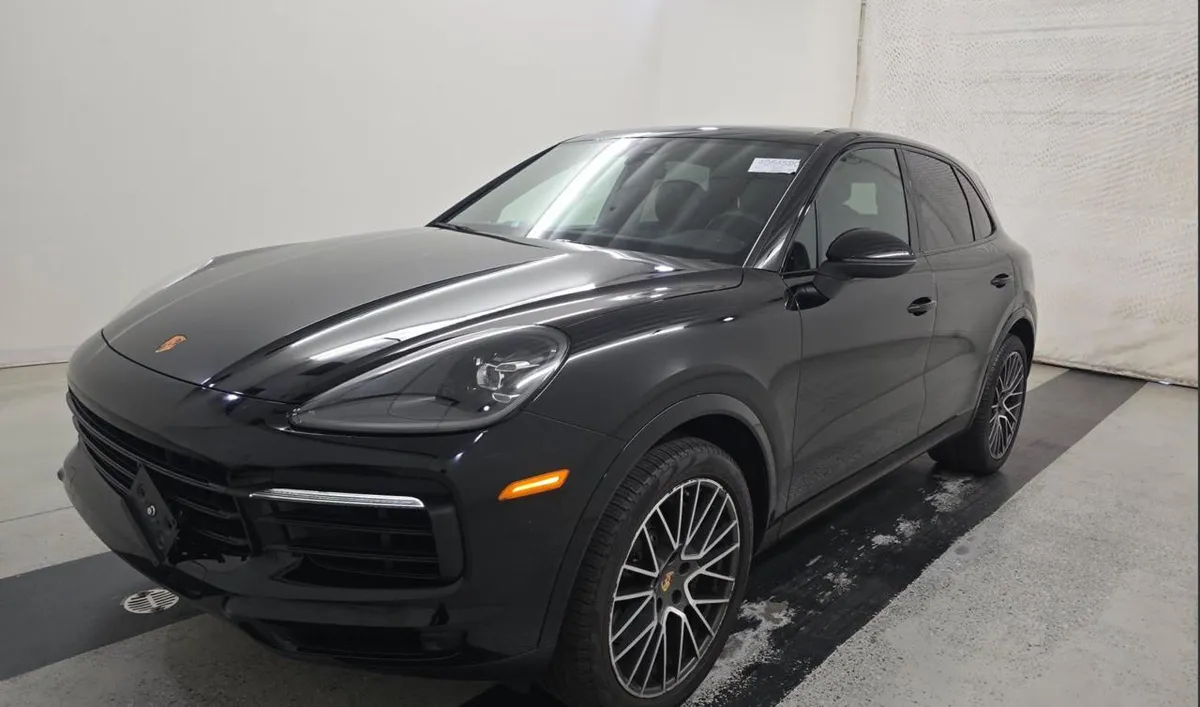 PORSCHE CAYENNE 2023
