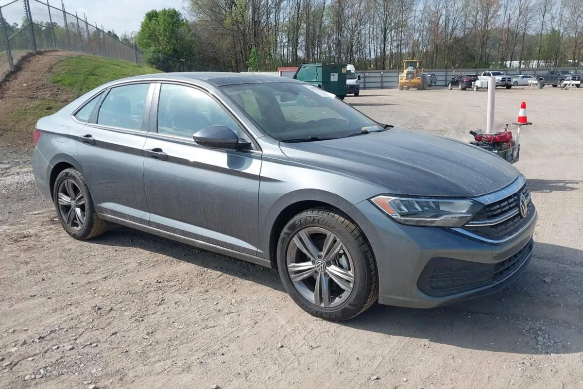 VOLKSWAGEN JETTA SE 2023