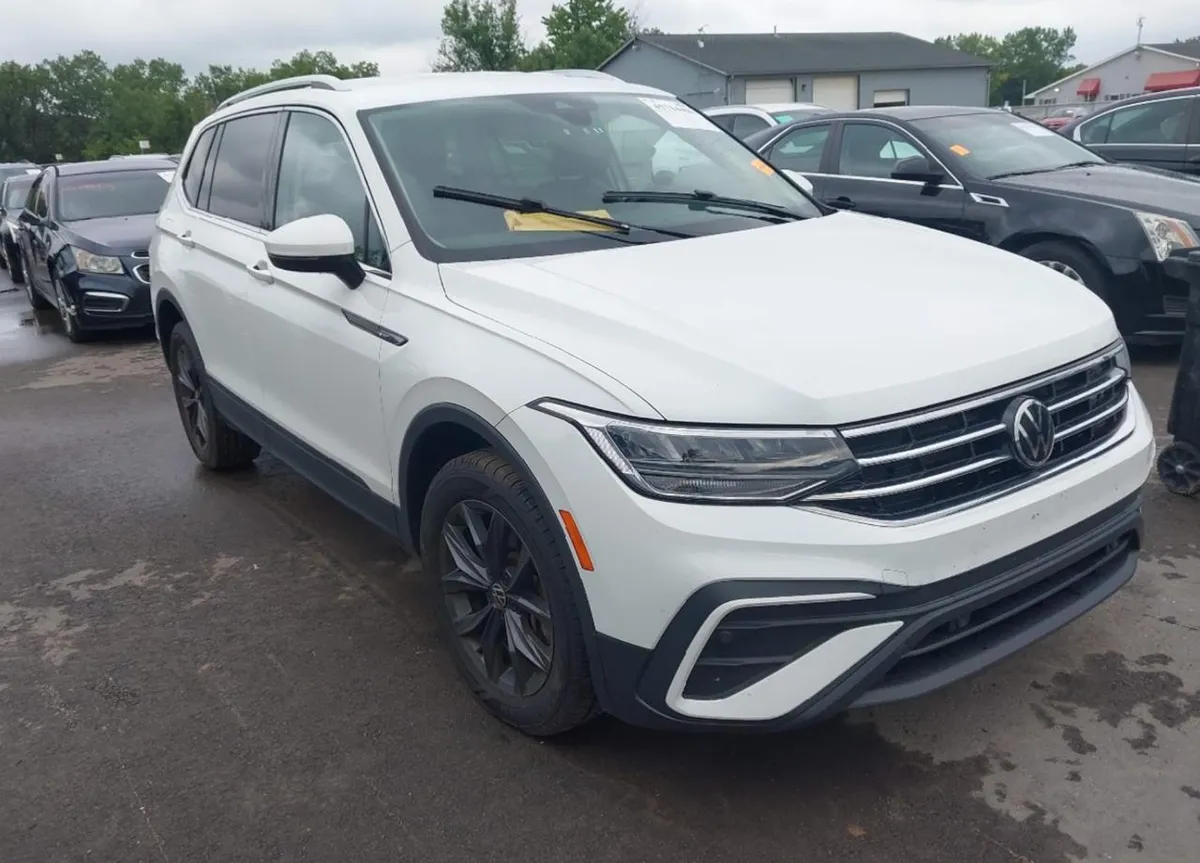 VOLKSWAGEN TIGUAN SE 2022
