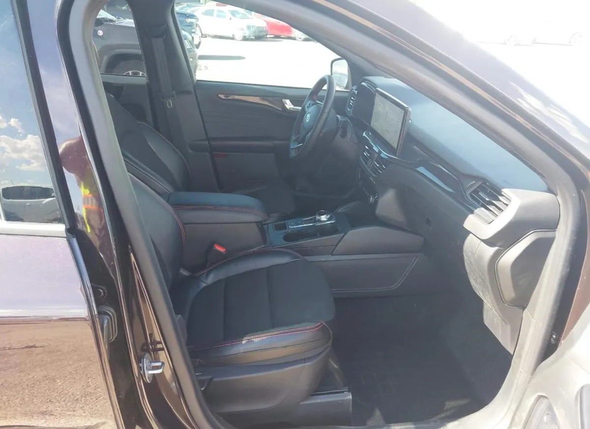 FORD ESCAPE ST-LINE 2023