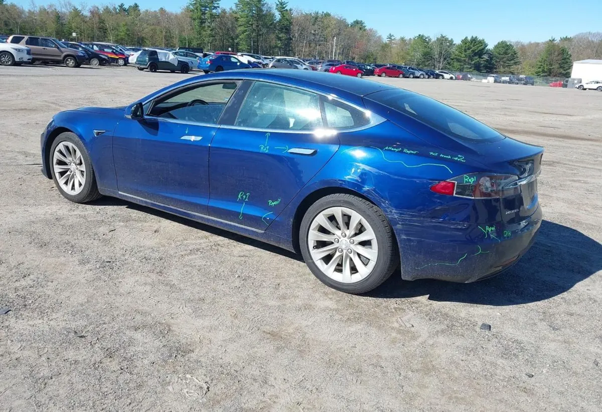 TESLA MODEL S 75D 2018