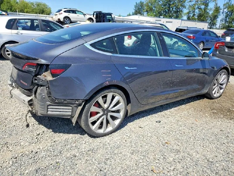 TESLA MODEL 3 2019