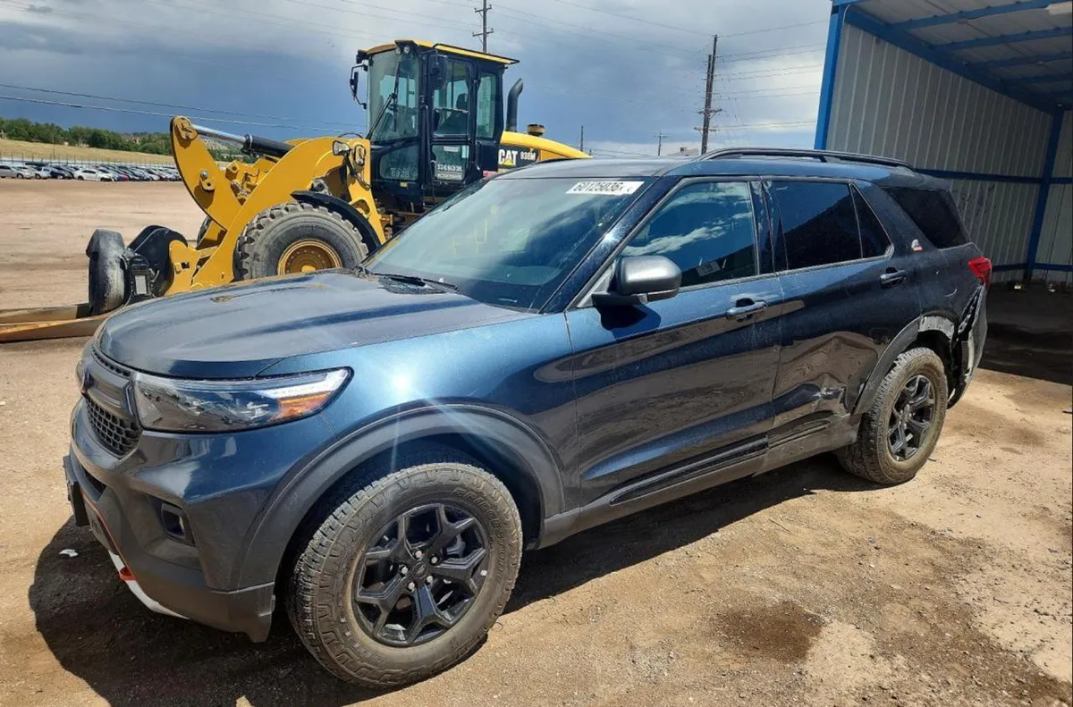 FORD EXPLORER TIMBERLINE 2023