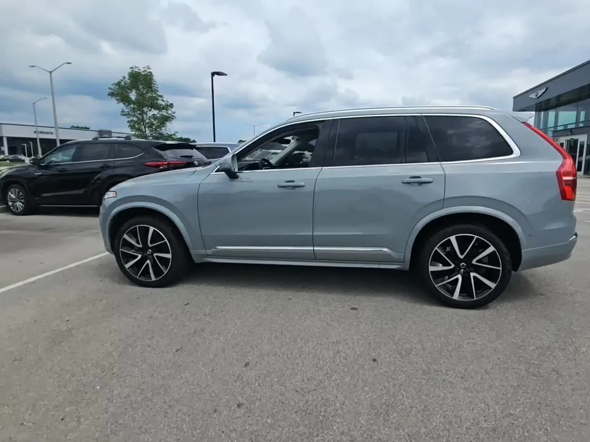 VOLVO XC90 2024