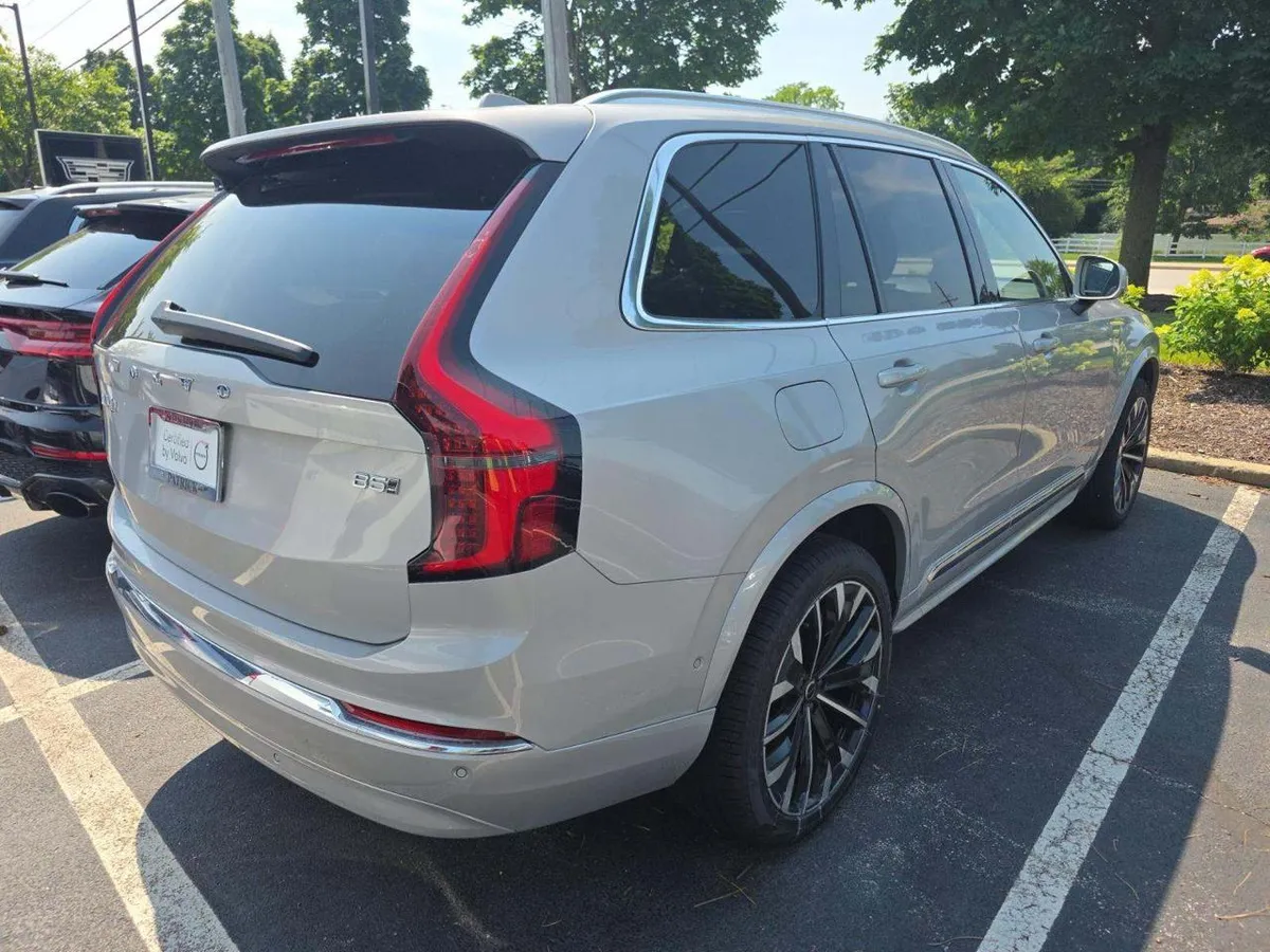 VOLVO XC90 2025