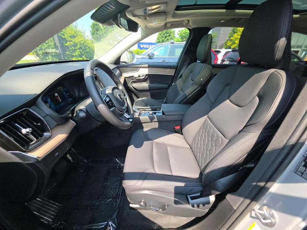 VOLVO XC90 2025